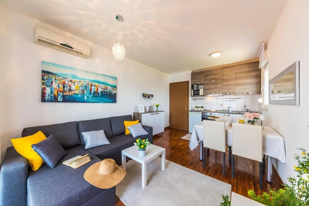 More Apartment Trogir